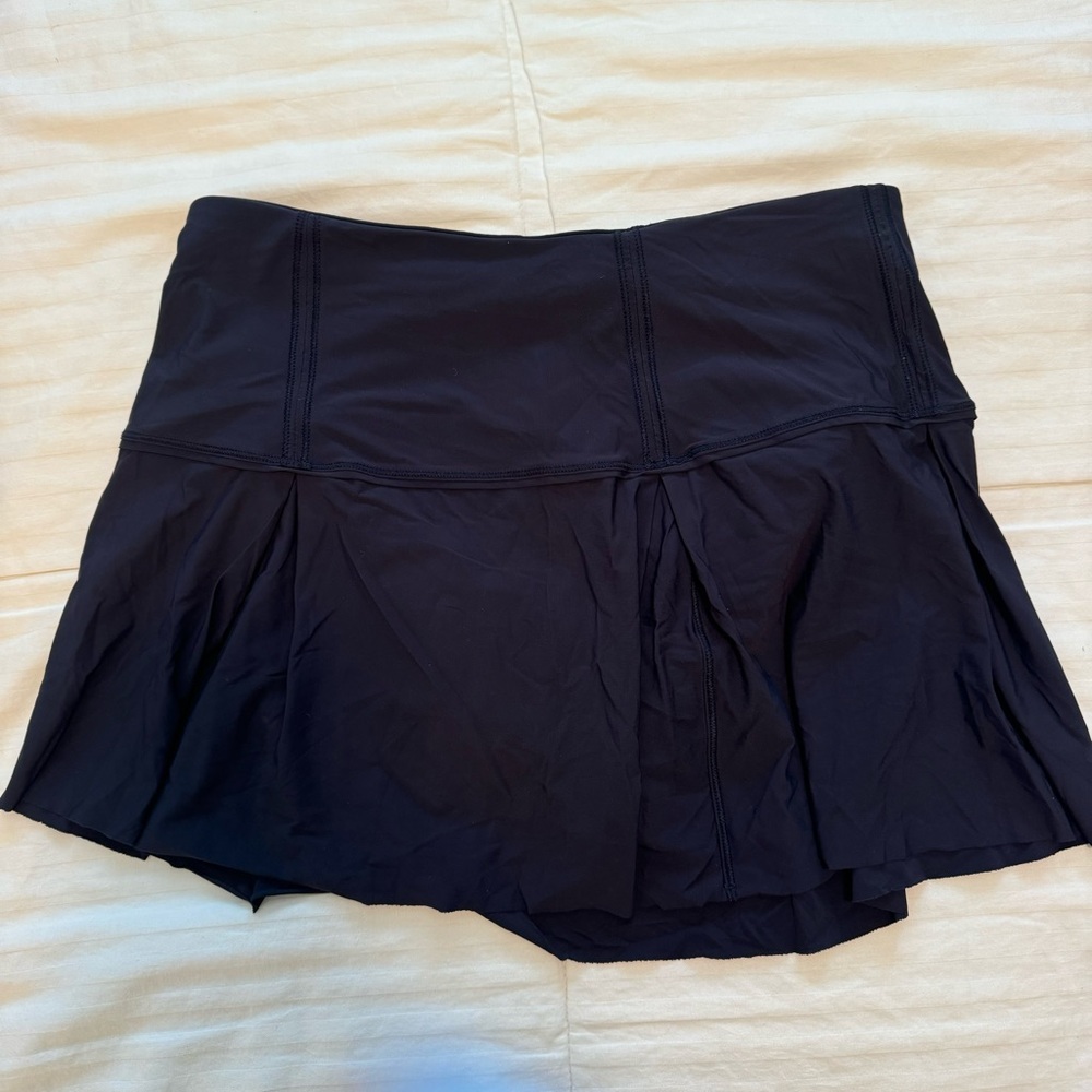 Lululemon Pleated Skirt Size 6